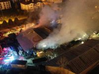 Kartepe Belediyesinin deposu alev alev yandı!