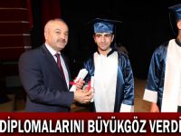 Özel çocuklara diplomalar Başkan Amcalarından