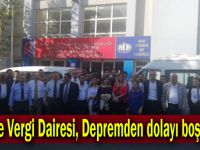 Gebze vergi dairesi çalışanları binaya girmeme kararı aldı