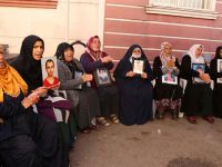 HDP önündeki ailelere Kocaeli’den destek!