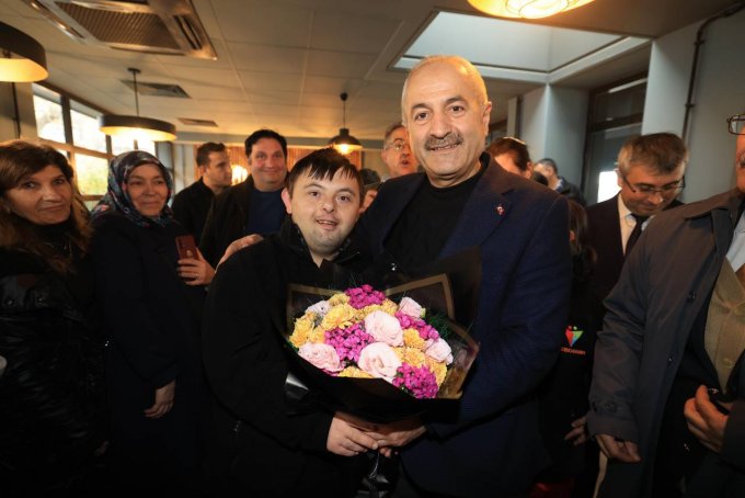 1733228178489.jpg 1733228178489.jpg