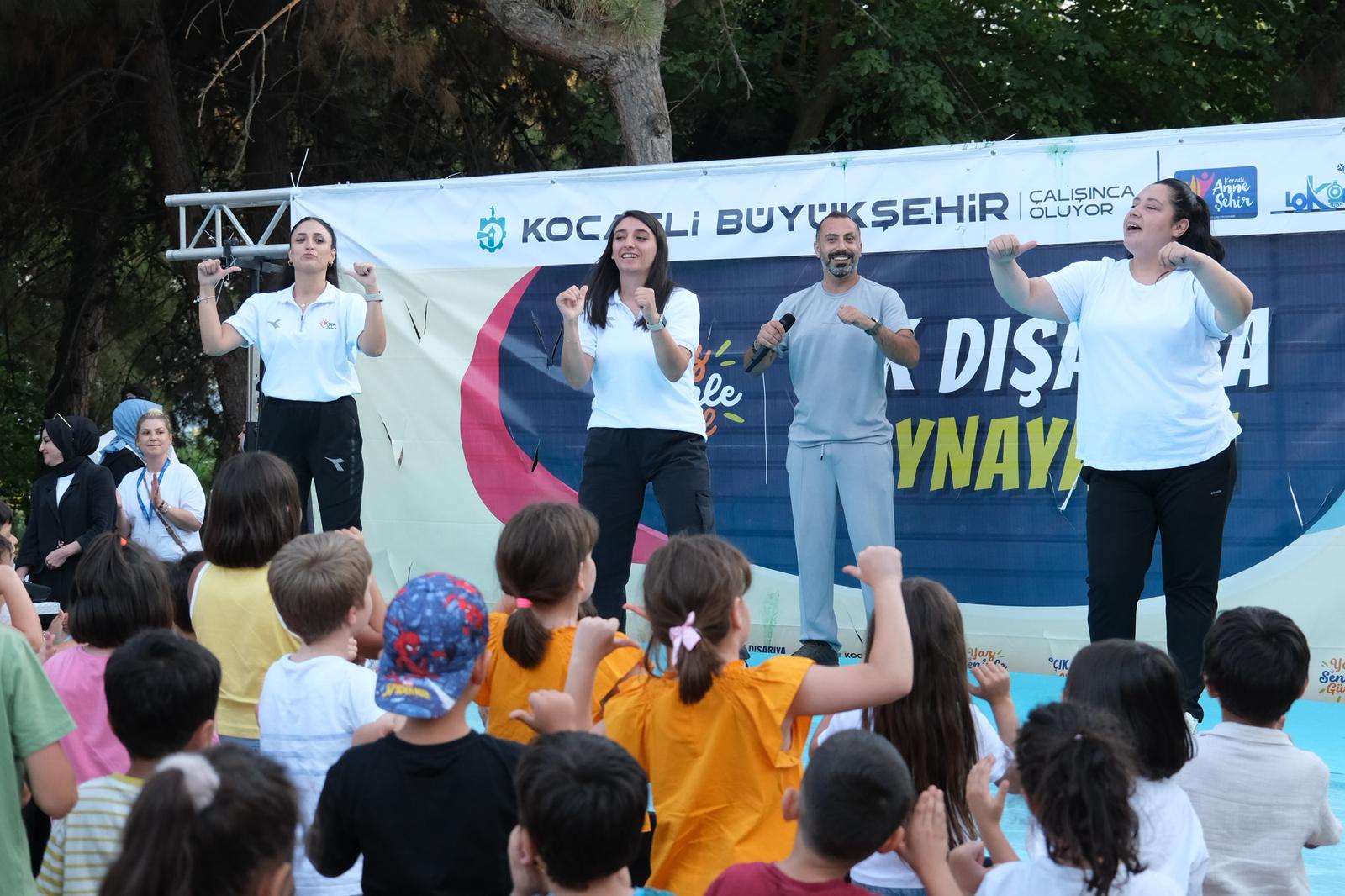 _cik-disariya-oynayalim_-etkinlikleri-coskuyla-basladi-(5).jpeg
