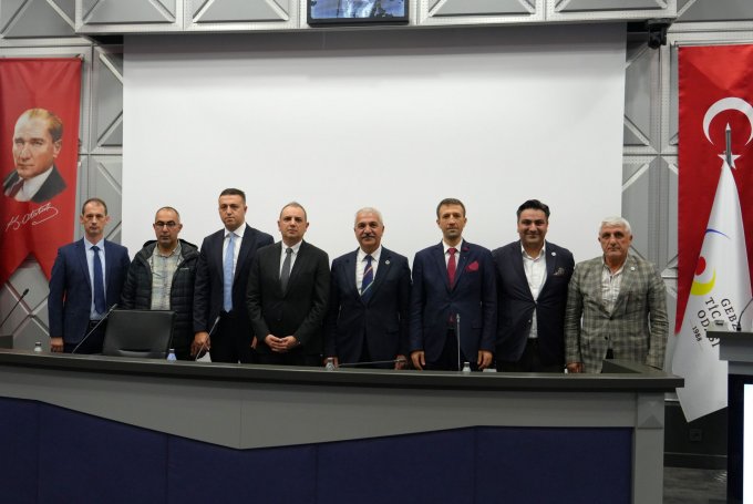 b52b9b95-5e0a-4d60-a9f7-18636d75015b.jpg b52b9b95-5e0a-4d60-a9f7-18636d75015b.jpg