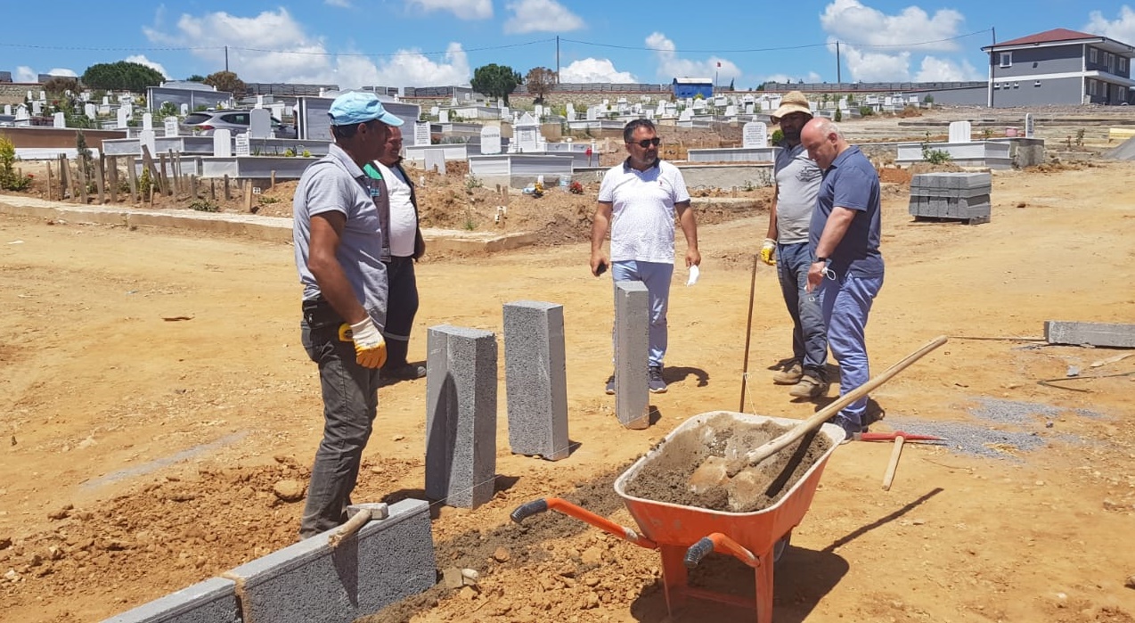 balcik-mezarligi-hizmet-binasi-tamamlaniyor-(4).jpg