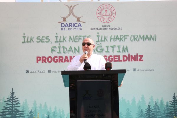 binlerce-fidan-ogrencilerle-bulustu.jpg binlerce-fidan-ogrencilerle-bulustu.jpg