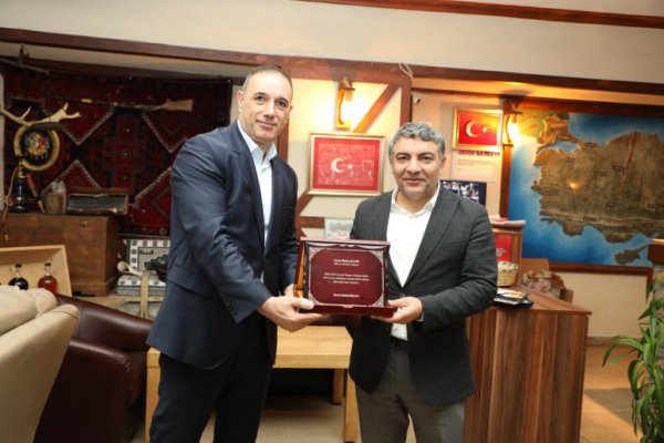 cf821a26-cd44-4318-9156-1bc552b40507.jpg cf821a26-cd44-4318-9156-1bc552b40507.jpg