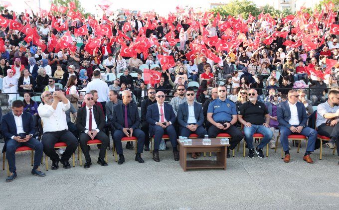 darica’da-19-mayis-genclik--festivali-(5).jpg