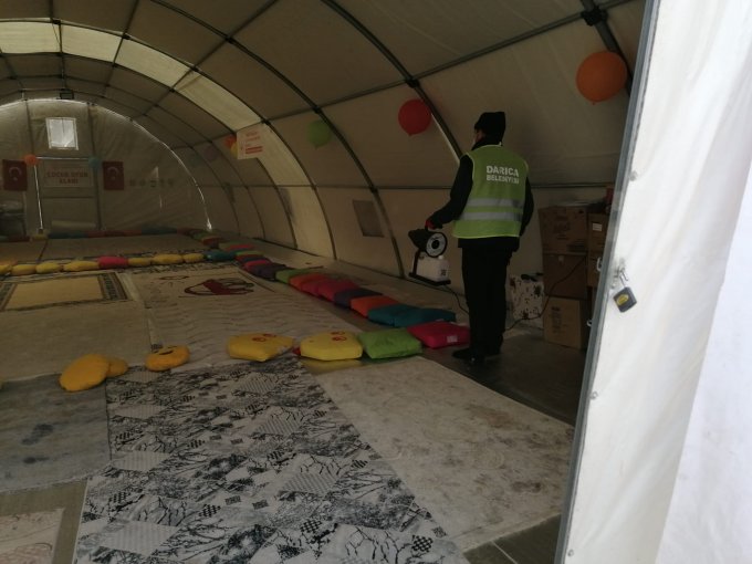 darica-belediyesi,-deprem-bolgesinde-salgina-karsi-onlem-aliyor-(1).jpg