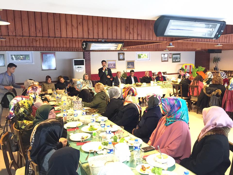 dilovali-ak-kadinlardan-dayanisma-toplantisi-(7).jpg