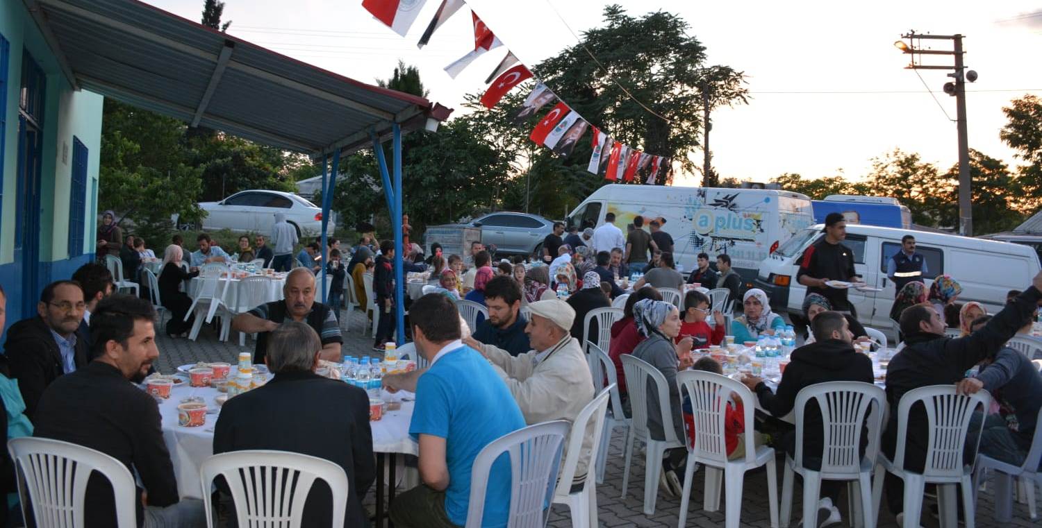 fatih-mahallesi-iftar-(5).jpg