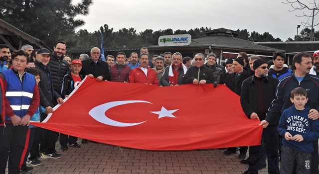 gebzeliler-sehitler-icin-yurudu-(2).jpg