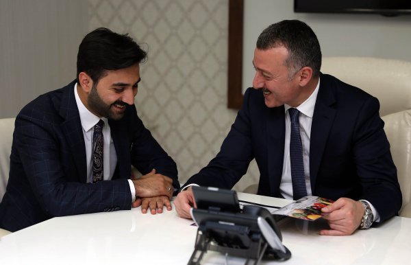 k-parti-gebze-gençlik-kollari-başkani-ayhan-yilmaz-ve-yönetim2.jpg k-parti-gebze-gençlik-kollari-başkani-ayhan-yilmaz-ve-yönetim2.jpg