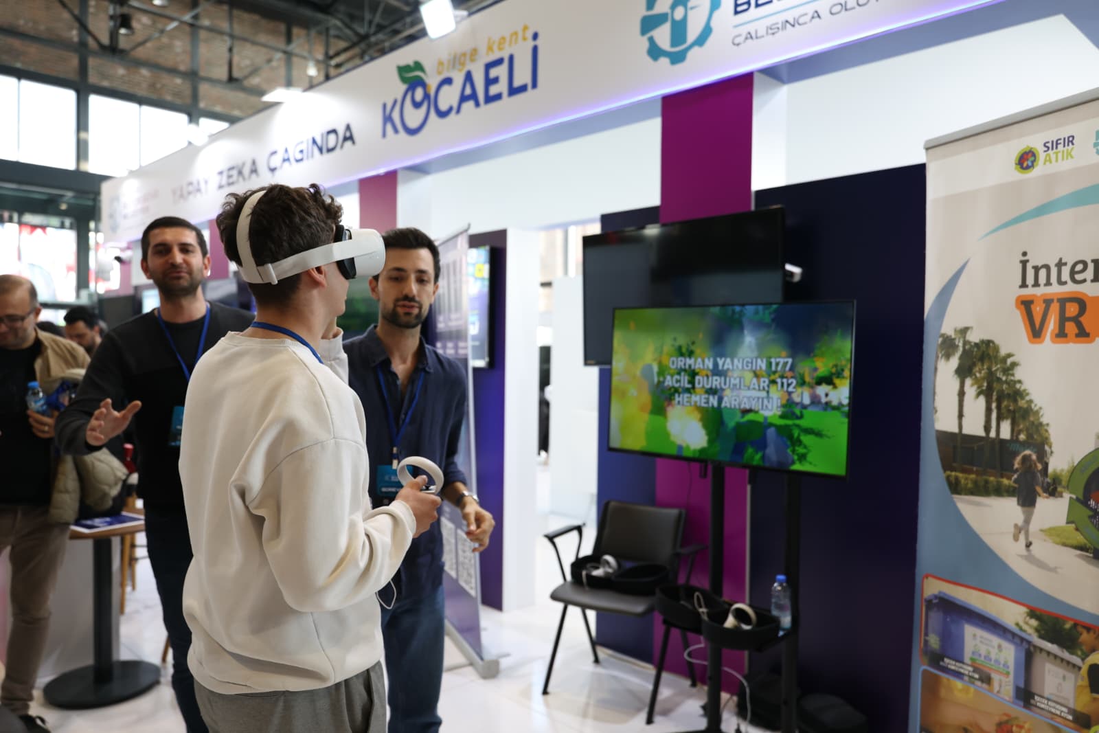 kocaeli-bilisim-fuarina-muhtesem-acilis-(3).jpg