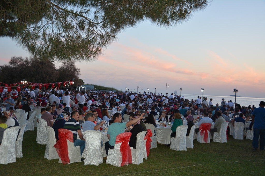 kurtunluler-dev-iftar-(2).jpg