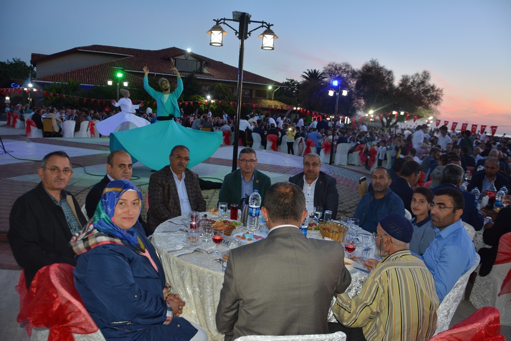 kurtunluler-dev-iftar-(7).jpg