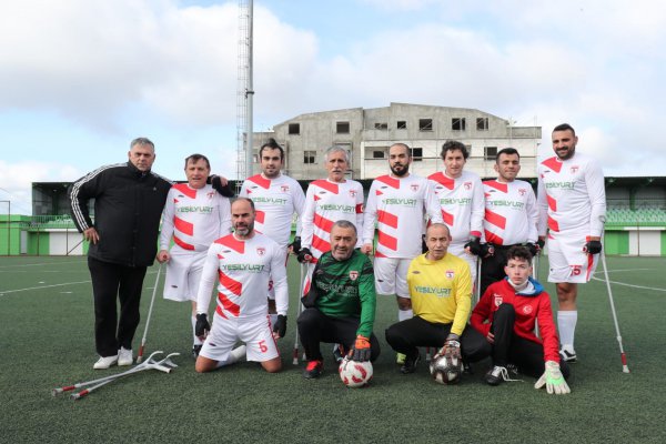 photo-2021-12-20-08-44-37.jpg photo-2021-12-20-08-44-37.jpg