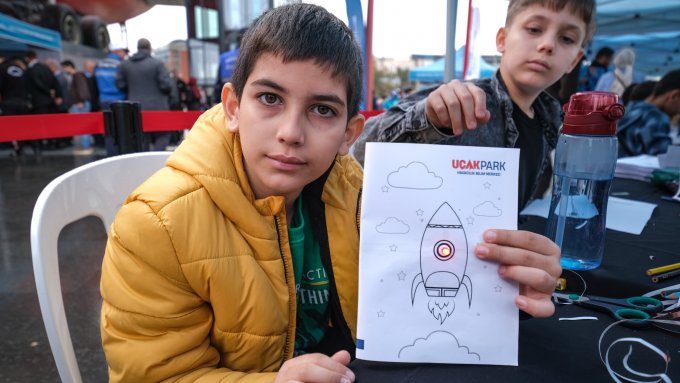 ucakpark-bilim-merakiyla-dolup-tasiyor-(7).jpg