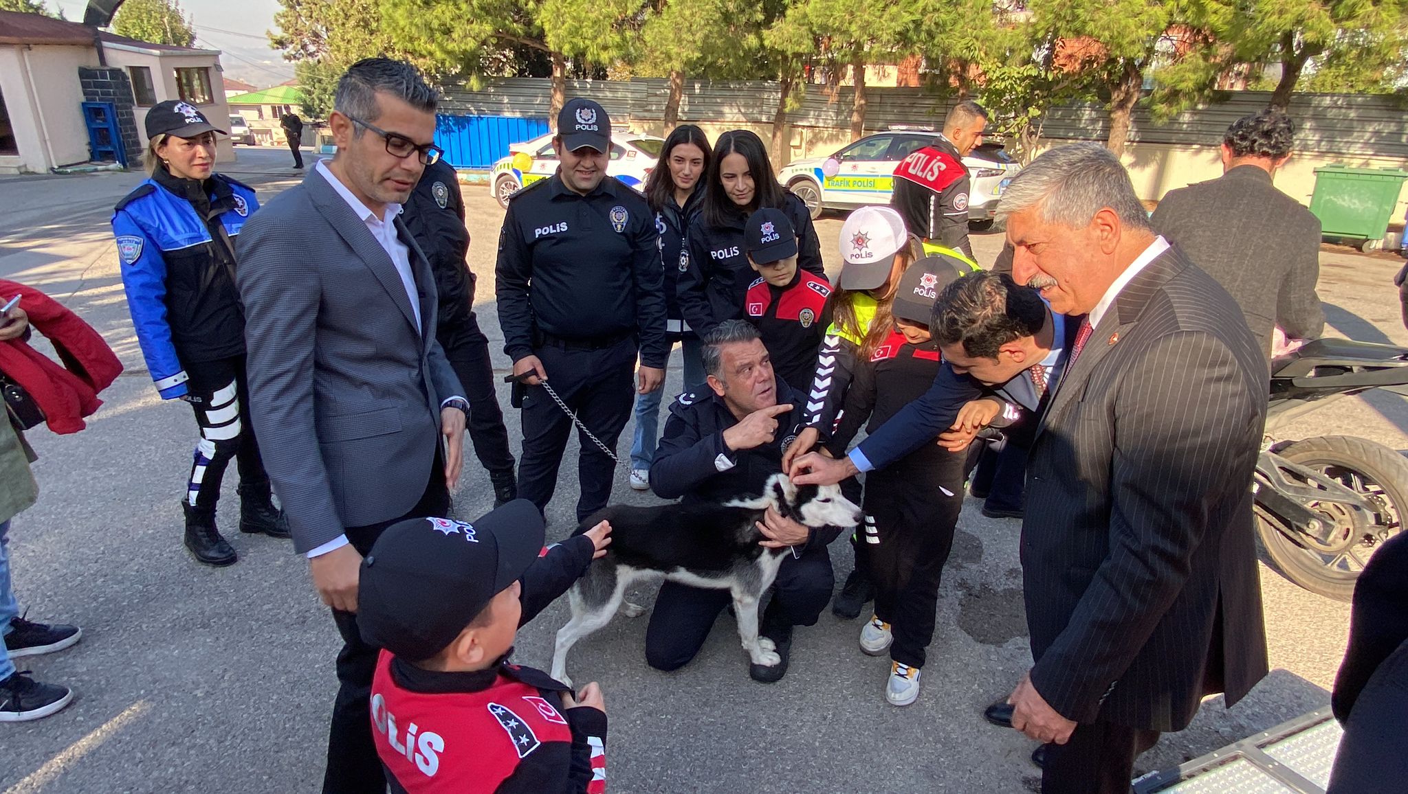 whatsapp-image-2024-10-23-at-12.25.25.jpeg whatsapp-image-2024-10-23-at-12.25.25.jpeg