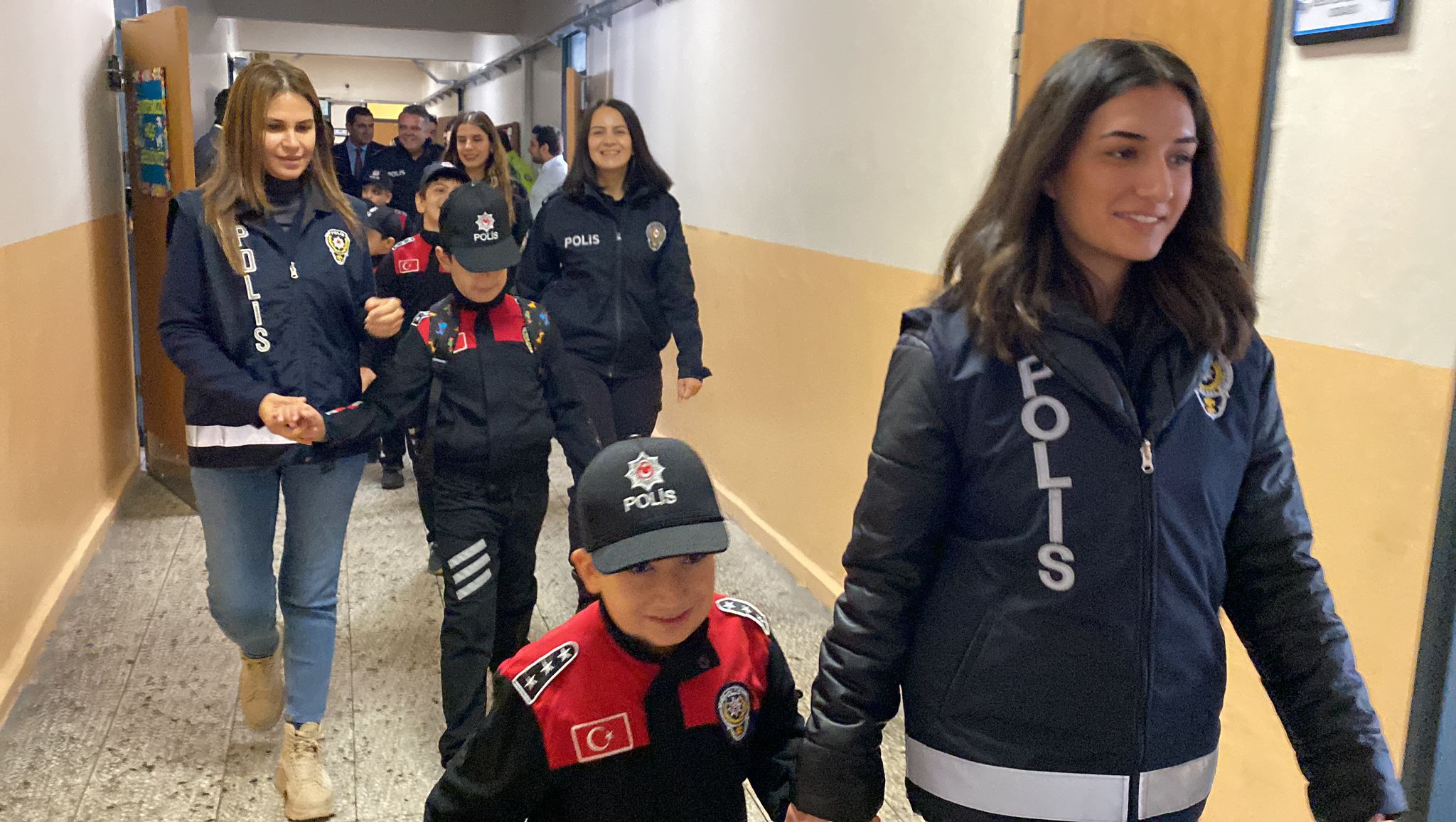 whatsapp-image-2024-10-23-at-12.26.42.jpeg whatsapp-image-2024-10-23-at-12.26.42.jpeg