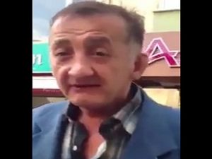 Bu adamın içine klarnet kaçmış