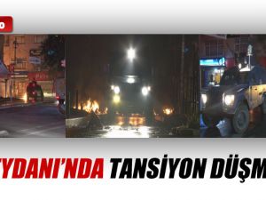 Çekirdek çitleterek izlediler..