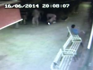 ECEL ONU BÖYLE ALDI