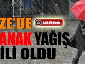 Gebze'de sağanak yağış etkili oldu..