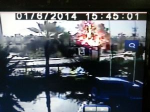 Ağaca Yıldırım Böyle Düştü