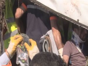 Yolcu otobüsü şarampole yuvarlandı: 37 yaralı