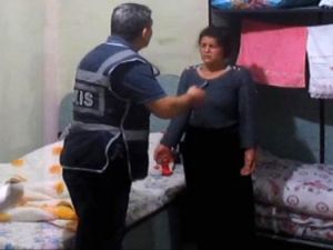 Cono kadın ile polisin güldüren diyaloğu