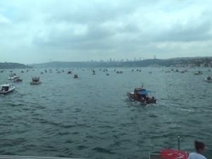İstanbul Boğazı’nda görülmemiş protesto